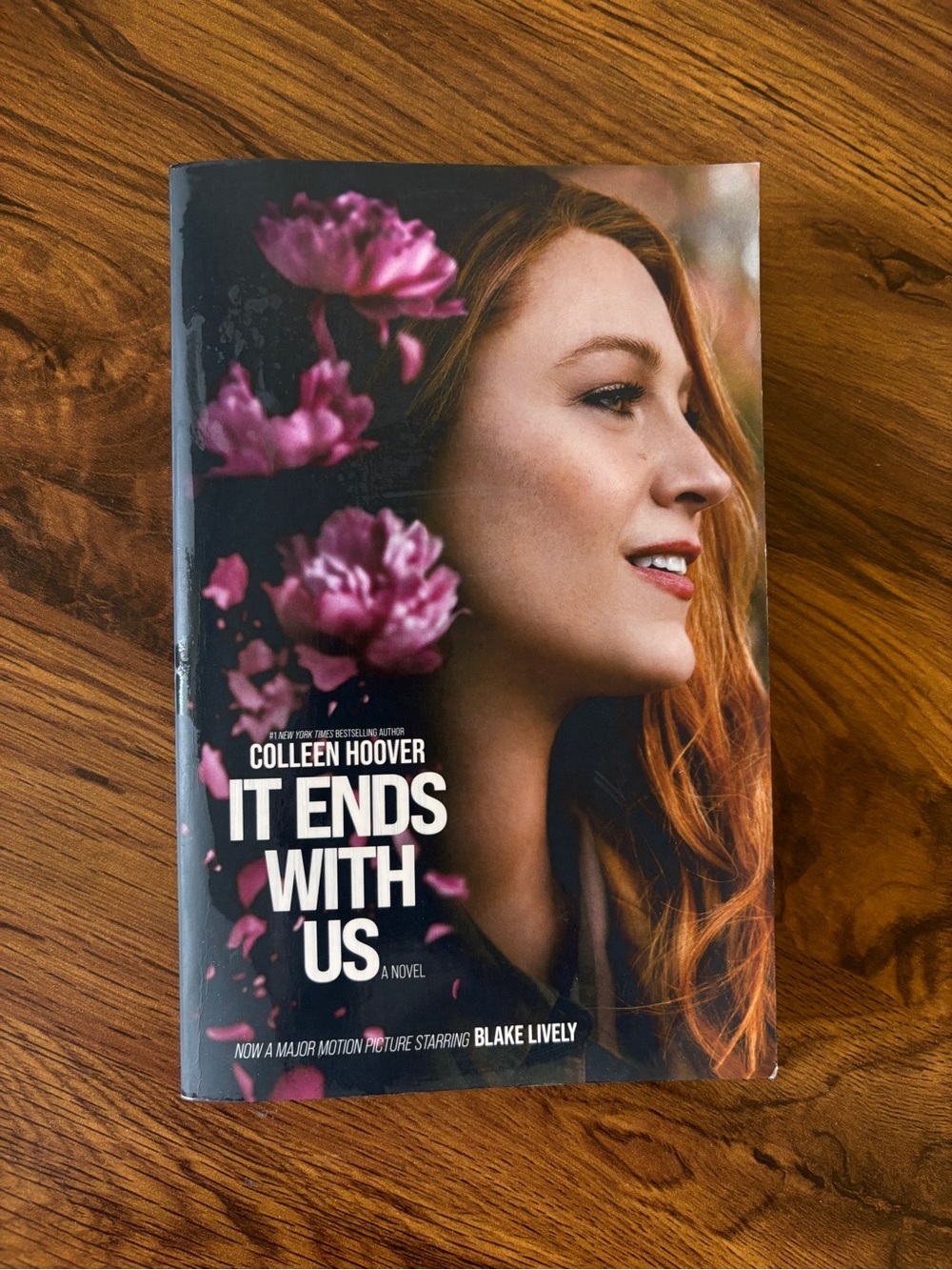 3/$20 📚 It Ends with Us Colleen Hoover, Blake Lively Move Tie In Cover